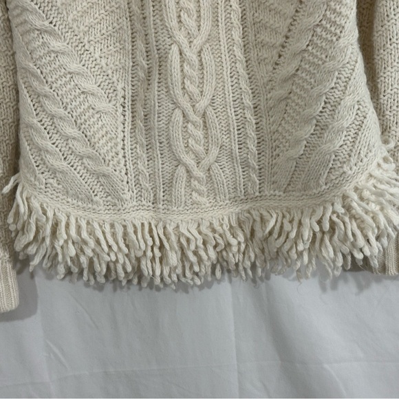 Banana Republic Italian Yarn Fringe Hem Cable Knit Sweater Women’s Medium Ivory - Picture 4 of 5
